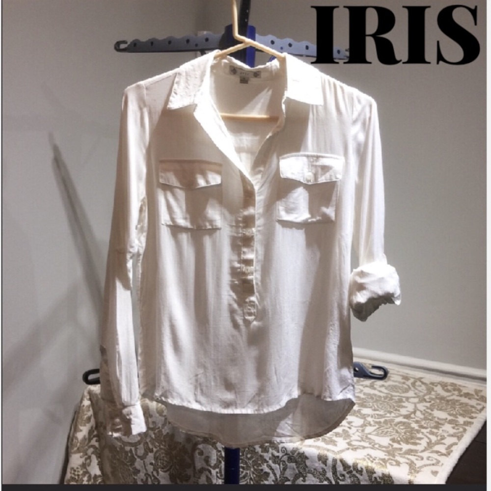 🆕NWOT Iris 3/4 Sleeve Top